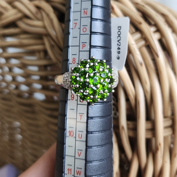 Green chrome diopside cluster ring - Picture 6 of 10